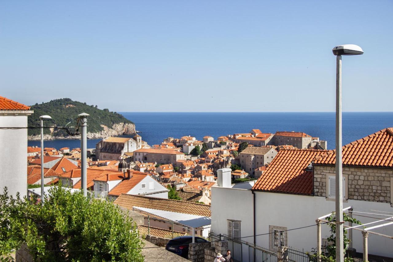 Apartment Gallery - View Of The Old Town & Free Parking Dubrovnik Exterior photo